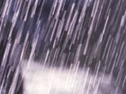 降り注ぐ雨
